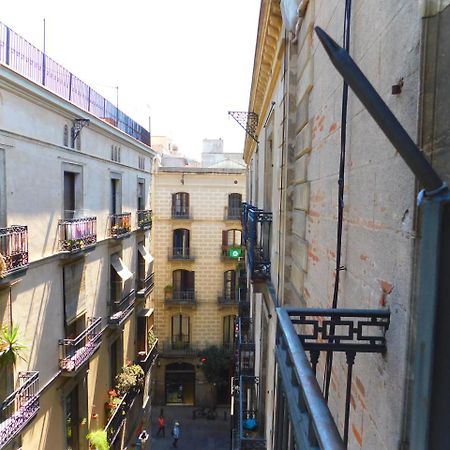 Pension Mariluz Барселона Экстерьер фото