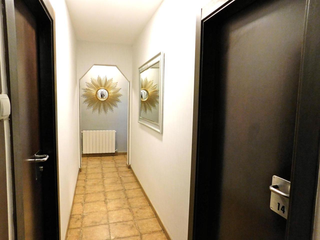 Pension Mariluz Барселона Экстерьер фото
